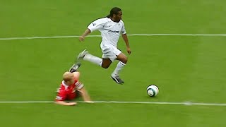 Top 10 Greatest Dribblers in Football History
