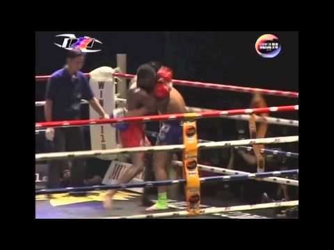 Tum Mardsua VS Vuyisile Colossa GrandExtremeR3