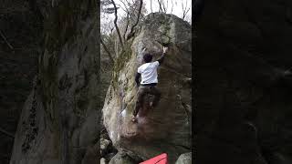 Video thumbnail de 突佛, 二段 (7c). 恵那・笠置山 (Ena Kasagiyama)