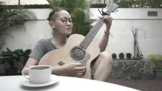 Download lagu FOURTWNTY - kita pasti tua cover nufi wardhana mp3