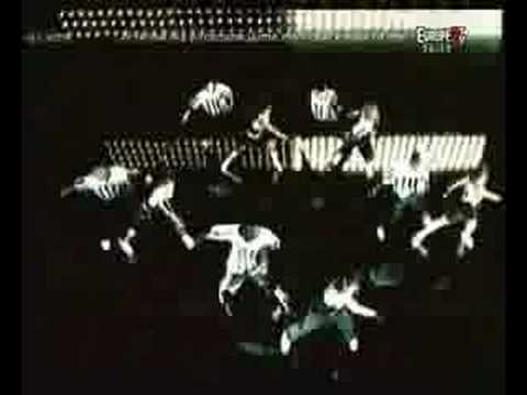 Matt Pokora - De Retour (OFFICIAL MUSIC VIDEO)