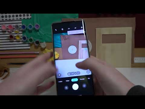 What is The Maximum Camera Zoom on Motorola Edge 30 Ultra