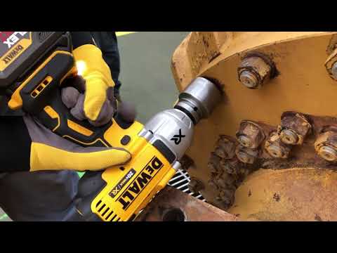 Аккумуляторный импульсный гайковёрт DEWALT DCF897N-XJ