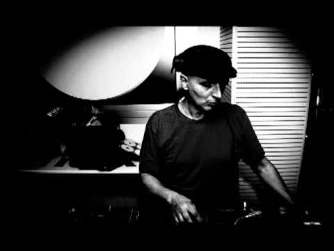 Flavio Vecchi @Echoes Liz Marzo 2003