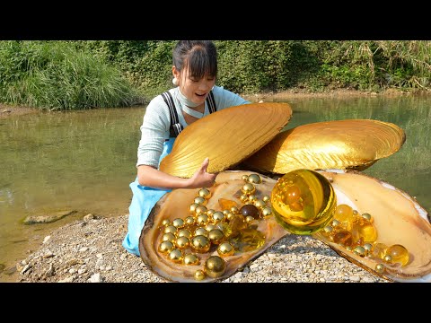 👑💎A golden water treasure, the girl found a golden mutated giant clam and many pearls in the river