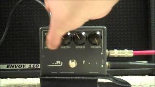 Video thumbnail for Vintage MXR M-117 Flanger Demo by markygmusic