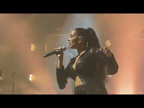 Jorja Smith - Stronger Than Me x Something In The Way- Live at Koko London