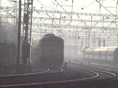 749 008 na čele sv. z ONJ - pk. 749 121 - Praha Nusle - 13.3.2011.