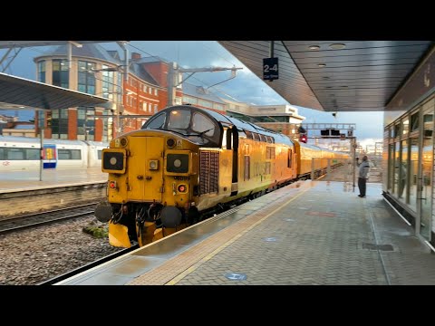 Colas 37099 Erupts out of Reading 17/05/2021