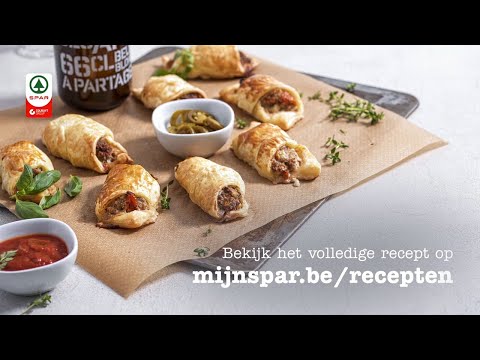 Worstenbrood met basilicum, zongedroogde tomaten en mozzarella