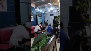 Download lagu Cek Sound Live Music Odette Cafe mp3