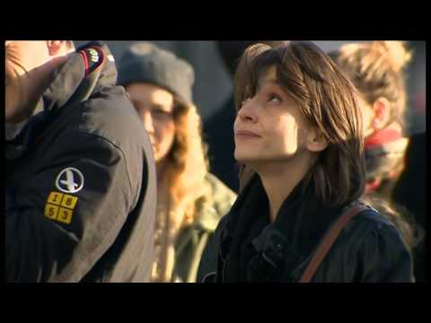 Ymosodiadau Paris: Newyddion Arbennig