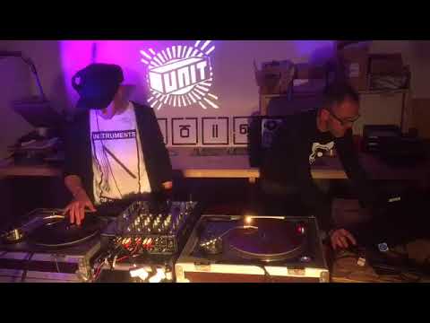 UNIT RADIO #32 - DJ Zodiak VS Strobewaffle - Zodiak Commune