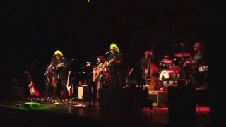 Ry Cooder, Sharon White and Ricky Skaggs -- Where the Soul of Man Never Dies