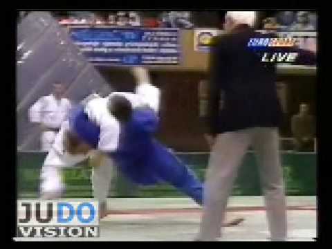 JUDO 1995 European Team Championships: Mikhail Korobeinikov (RUS) - Frank Moeller (GER)