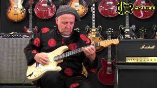 Video thumbnail for 1961 Fender Stratocaster - Olympic White / GuitarPoint Maintal / Vintage Guitars by GuitarPoint