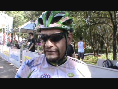 Equipe Merida CAMPEÃ cat Super Elite da CIMTB 2011 Araxá.wmv