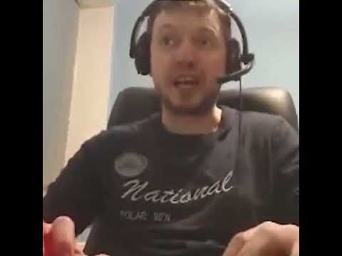 папич не умеет играть на пианино
