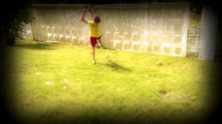 preview picture of video 'ACROstreet and FREE running 2011|cobra 3run.mp4'