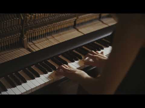 MISSINCAT • HIT MY HEART •