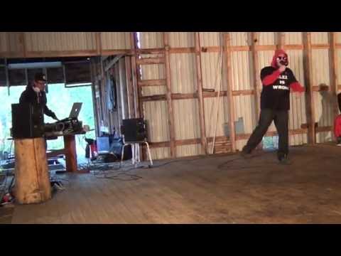 Tekitha Punx -  Monikulttuuri Kuoli (live)