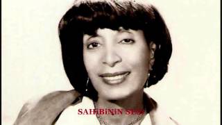 Safiye Ayla - Gönül durmaz su gibi çağlar