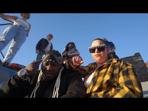 Siona feat. QueenAZ - YESSIR ( Music Video )