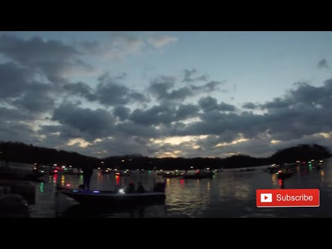 Winter Bass Fishing Tournament On Lake Lanier !!
