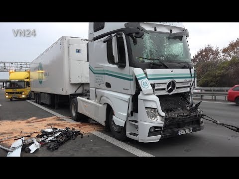 22.11.2018 - VN24 - LKW prallt bei Lanstrop auf Stauende - BAB A2 teilweise gesperrt