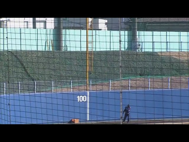 【ライオンズ春季キャンプ】ボールボーイがあの名選手ばりの背面キャッチ!! 2021/2/3