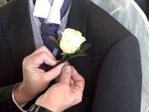 download lagu mp3 mp4 How To Put On A Buttonhole Flower, download lagu How To Put On A Buttonhole Flower gratis, unduh video klip How To Put On A Buttonhole Flower