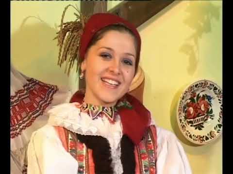 Roxana Gudiu - Fata care-i jucăușe