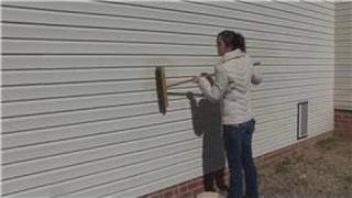 House Cleaning & Stain Removal Tips : Cleaning Steel Siding