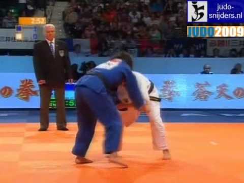 Judo 2009 Rotterdam: Misato Nakamura (KPN) - Olha Sukha (UKR) [-52kg].
