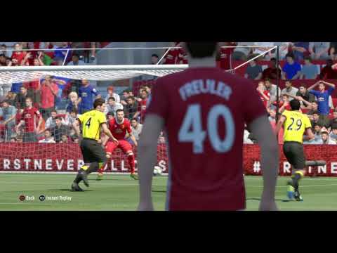 FIFA 17 Player career mode - Godfroi mocks the defense and score a magnificent goal