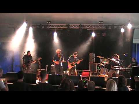 Lt. and the winedrunk patrolmen - Knoxville girl