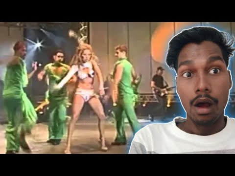 GRINGO REACT TO Companhia do Calypso - Chá de Simancol ao vivo em Goiânia | Esau Baru