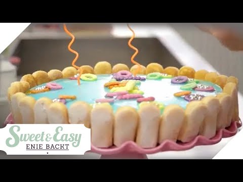 Der ausgefallenste Kuchen der Welt 🍰 Die Schwimmbadtorte | Sweet & Easy - Enie backt | sixx