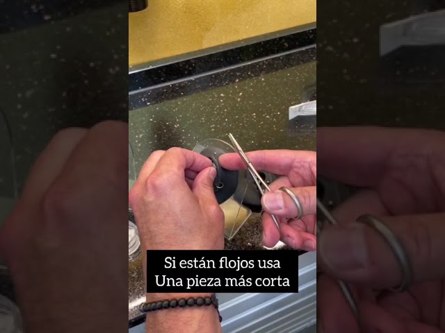Vídeo relacionado con WeddHuis 60 Piezas Anti Queloide Disco No Pull Piercing Disco Tapones de Silicona para Pendientes (Tamaño Mixto)