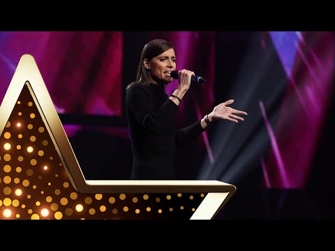 Alina Juhart - Pametna i luda, Lazu te - (live) - ZG - 22/23 - 12.11.22. EM 02