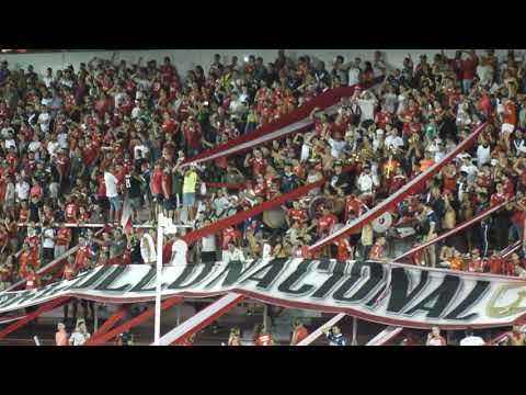 "Independiente sos mi locura" Barra: La Barra del Rojo • Club: Independiente