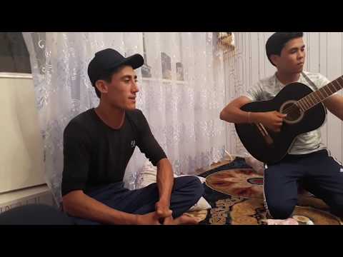 Turkmen gitara taze