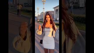 Download lagu Beautiful Russian girl outfit #shorts #short #trending #trendingshorts #streetstyle #viral mp3