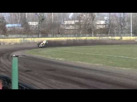 Edzés Gyulán - Unibax Torun - Ryan Sullivan