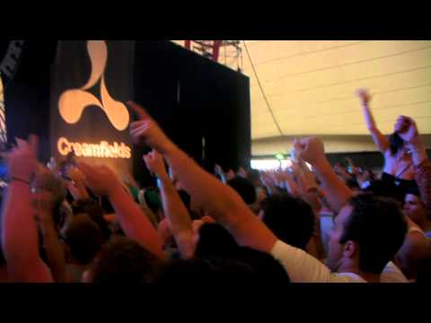 Creamfields Melbourne 2011 - Martin Solveig - Can't Stop