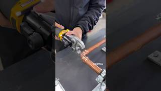 Plumbing PEX Crimper🧑‍🔧🔧Pipe Crimping Tool #shorts #tools #plumbing #dewalt