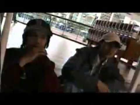 Vườn Hoa Hồng Đỏ - Khánh Nhỏ, Phong Lê