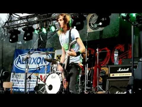 RATTLE BUCKET - I DON´T CARE (LIVE 2011)