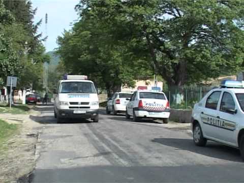 Descinderi la zeci de case din comuna Pades