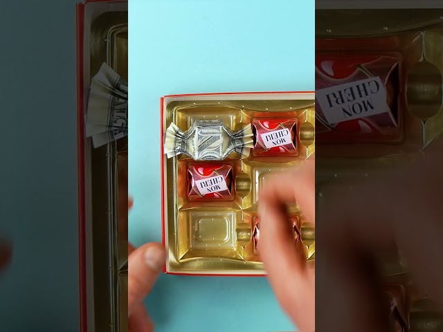 Vídeo relacionado con ARTEE 60 regalos de dinero para cumpleaños de mujer y hombre, cartel de madera, libro de visitas con cadena de luces LED, regalos personalizados para 60 números de cumpleaños, decoración de 60 años